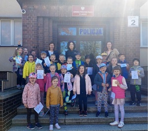 Przedszkolaki z PRYMUSKA odwiedziły jaworską komendę