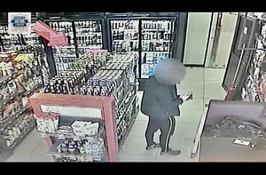 Ukradł portfel z gotówką na stacji benzynowej. 39-latek „wpadł” w ręce jaworskich policjantów