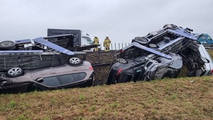 Zaśnięcie kierowcy przyczyną kolizji na autostradzie A4. Policja apeluje o ostrożność!