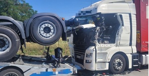 Tragiczny wypadek na autostradzie A4.  Nie żyje kierowca samochodu ciężarowego. Policja apeluje do kierowców o rowagę i ostrożność!