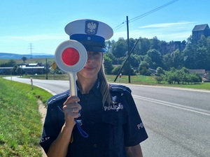 Dziś rozpoczął się ostatni weekend wakacji. Policjanci apelują o ostrożność na drogach!