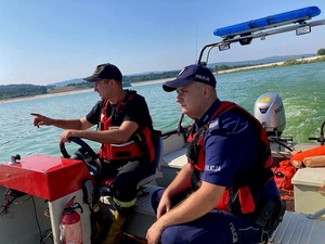 Kolejne wspólne działania Policji i Straży Pożarnej ukierunkowane na bezpieczeństwo nad wodą