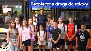 „Szkoła – autobus – dom. Bezpiecznie w każdą stronę”. Film, który warto obejrzeć!