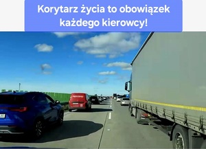 Kierowco! Utworzenie korytarza życia to twój obowiązek!