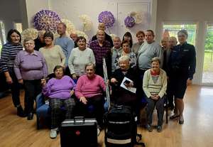 JAWORSCY POLICJANCI Z WIZYTĄ U SENIORÓW!