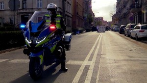 Jaworscy policjanci czuwali nad bezpieczeństwem podczas procesji