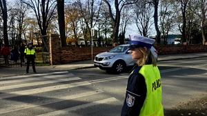 Dzień Zaduszny – pamiętajmy o bliskich i o bezpieczeństwie!