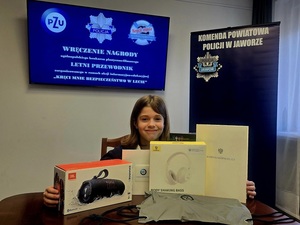 Jaworzanka zwyciężczynią ogólnopolskiego konkursu plastycznego „Letni PrzeWodnik”