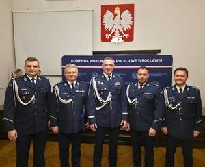Uroczysta zbiórka w Komendzie Wojewódzkiej Policji we Wrocławiu