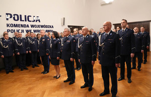Uroczysta zbiórka z okazji zmian kadrowych w dolnośląskim garnizonie Policji