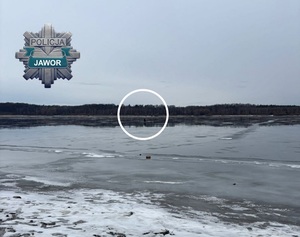 Niebezpieczne zachowanie nad zbiornikiem wodnym Słup. Policjanci interweniowali wobec wędkarzy