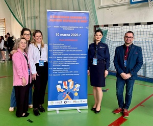 Razem przeciw hejtowi. Jaworska policjantka wśród prelegentów na szkolnej konferencji o przemocy rówieśniczej