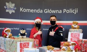 Szlachetna paczka od kierownictwa polskiej Policji