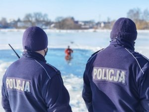 Jaworska Policja przypomina! Wchodzenie na skuty lodem zbiornik wodny jest NIEBEZPIECZNE!