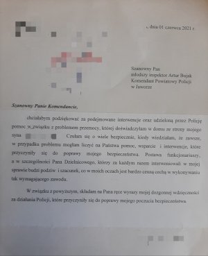 Kobieta doświadczająca przemocy domowej podziękowała jaworskiej Policji za pomoc