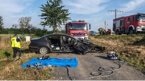 Kolejny śmiertelny wypadek na drodze w powiecie jaworskim. Policjanci apelują do kierowców o szczególną ostrożność i rozsądek.